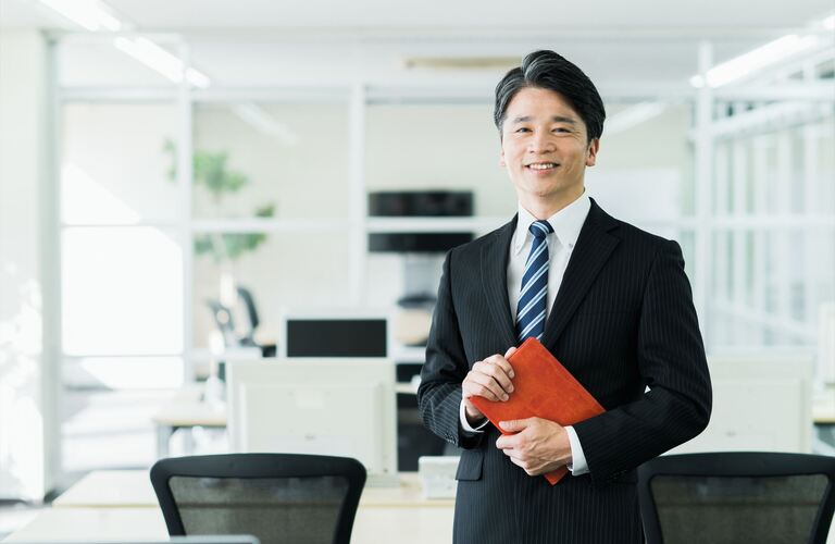 煩雑な手続きもお任せください | 介護離職の相談なら虎ノ門コンサルティング