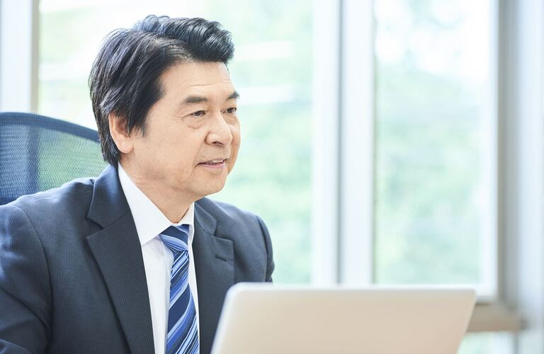 退職せず働き続けていける環境の構築をサポート | 介護離職の相談なら虎ノ門コンサルティング